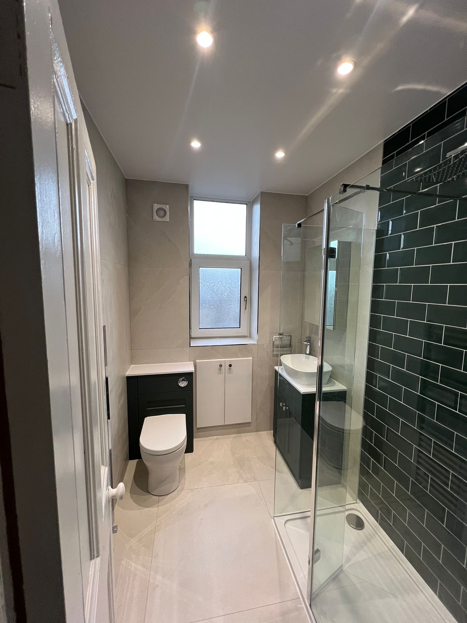 wet rooms and showers Erskine